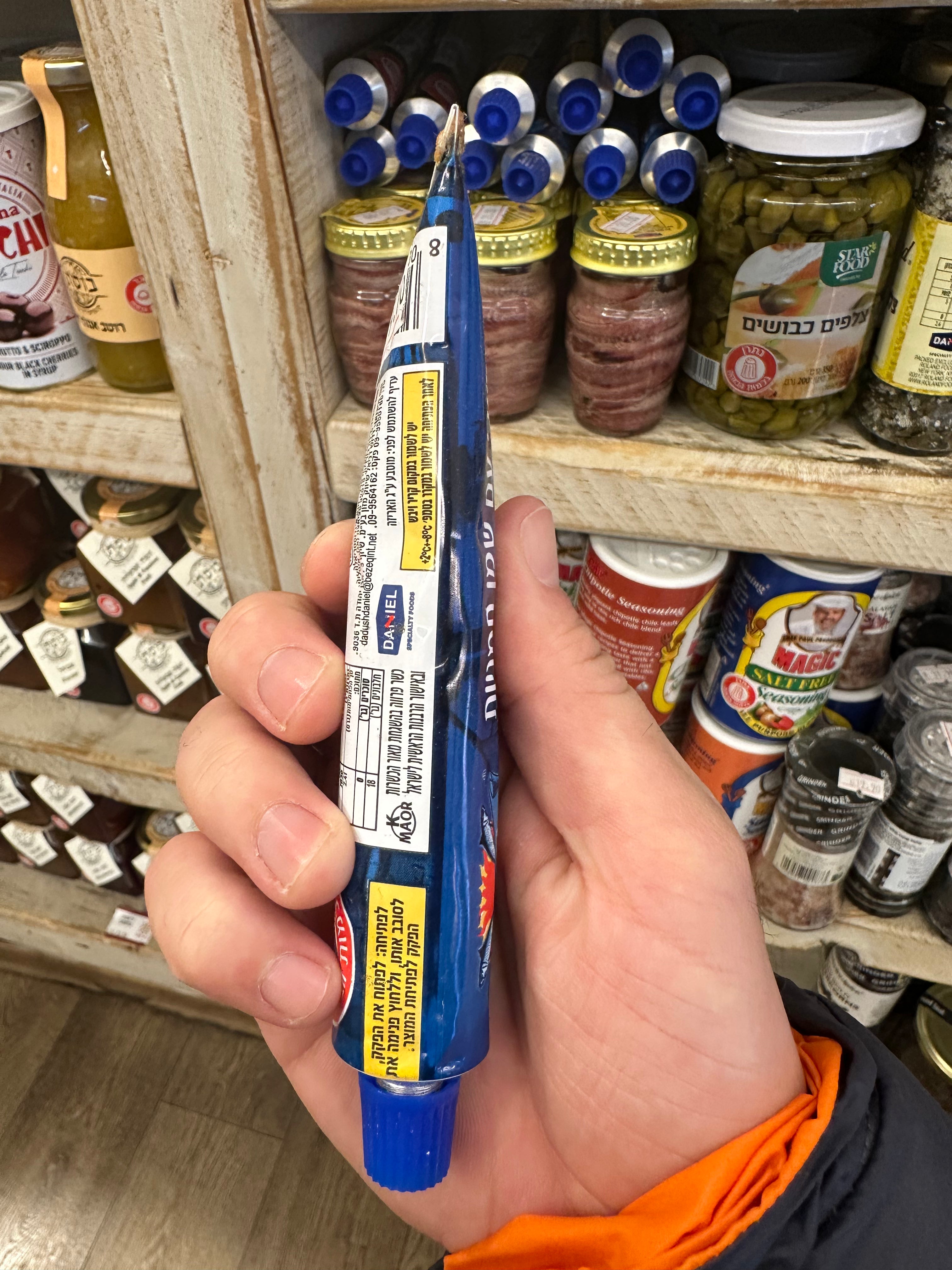 🔥 Squeezer 3.0 – Heart-Shaped Toothpaste & Cream Dispenser ❤️

✅ Works with all toothpaste & creams
✅ Perfect for home, hotels, travel, vacations & flights ✈️👜
✅ Keeps your products neat and prevents waste

💡 Why you’ll love it:
	•	Extract every last d