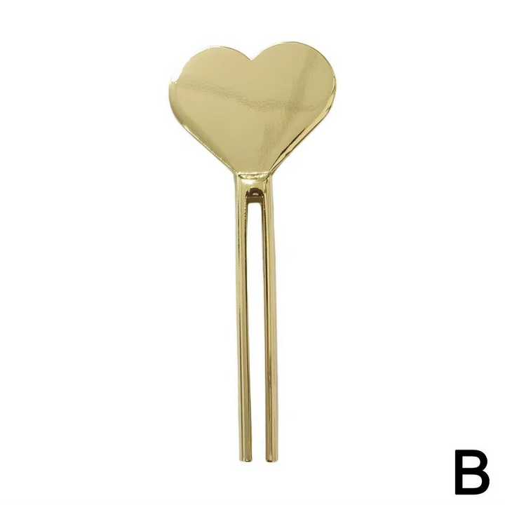 🔥 Squeezer 3.0 – Heart-Shaped Toothpaste & Cream Dispenser ❤️

✅ Works with all toothpaste & creams
✅ Perfect for home, hotels, travel, vacations & flights ✈️👜
✅ Keeps your products neat and prevents waste

💡 Why you’ll love it:
	•	Extract every last d